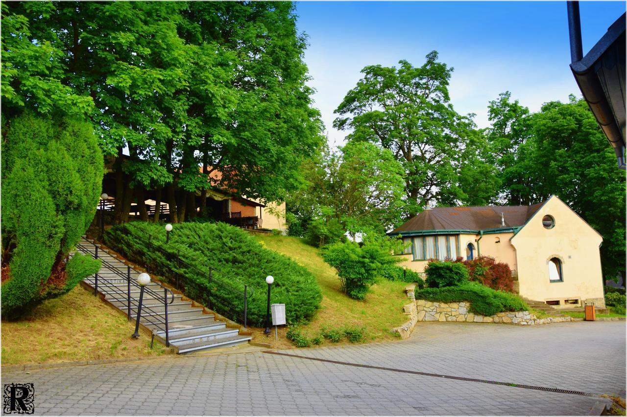 Rustikal Hotel 3*